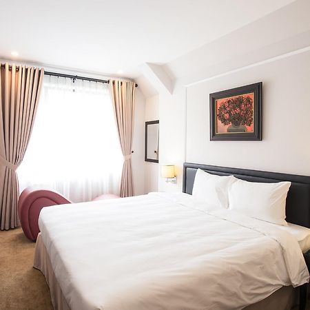 Dinh Elegant Hanoi Hotel Kültér fotó