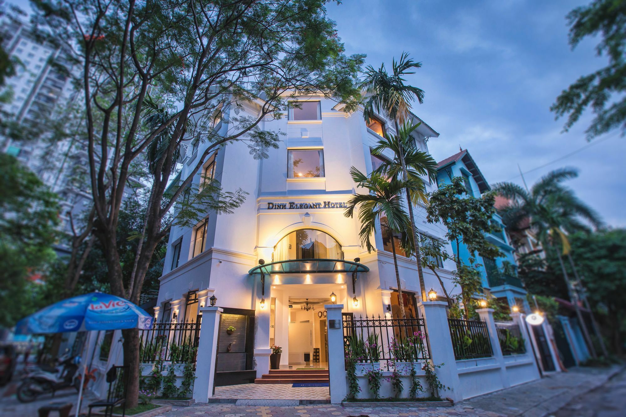 Dinh Elegant Hanoi Hotel Kültér fotó