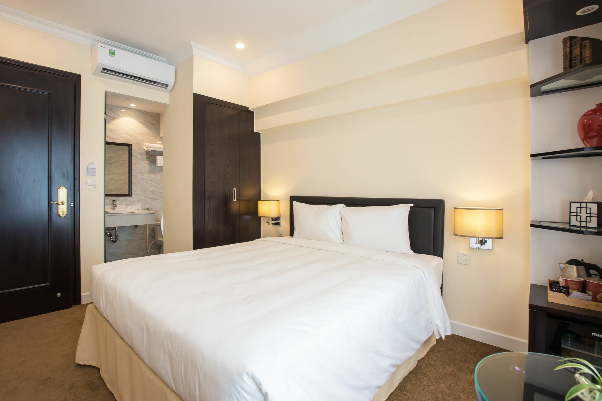 Dinh Elegant Hanoi Hotel Kültér fotó