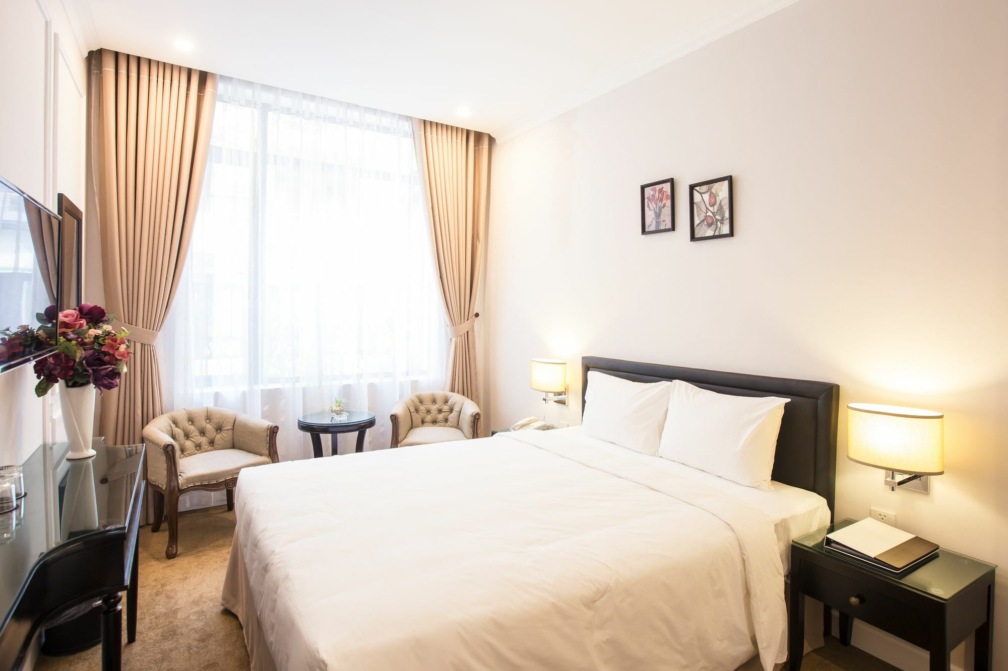 Dinh Elegant Hanoi Hotel Kültér fotó